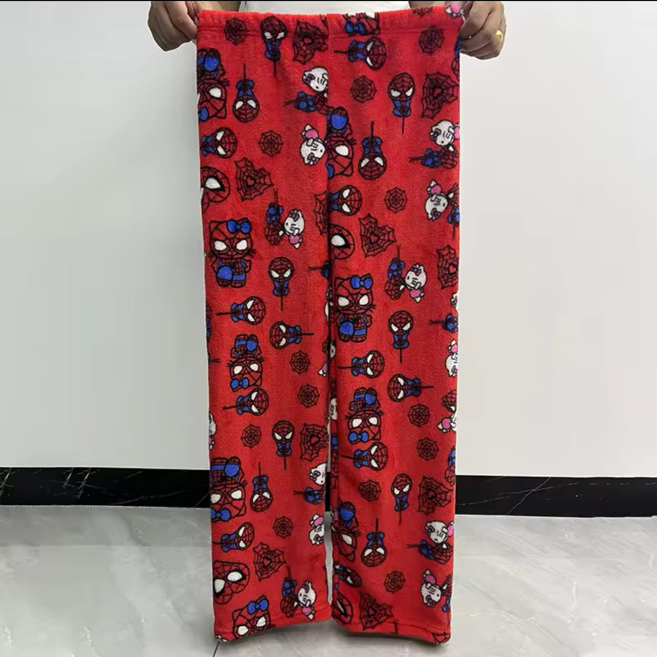 Hello Kitty Spider-man Velvet Loose Pajamas